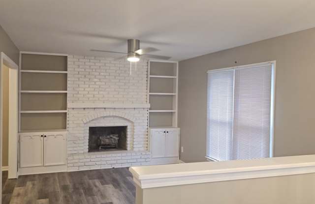 Move in special - Newly Renovated SF in North KC photos photos
