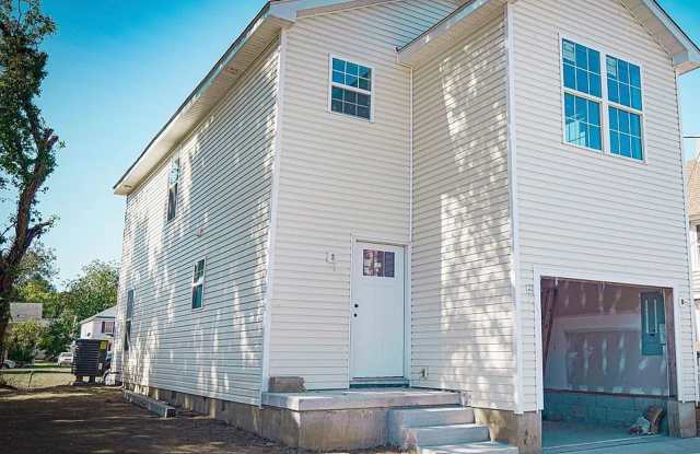 Almost New Construction for Rent, Milford, DE – 3 Bed, 2.5 Bath! $2,225.00/month photos photos