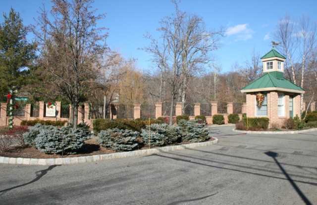 8 Gatehouse Ct - 8 Gate House Court, Morris County, NJ 07960