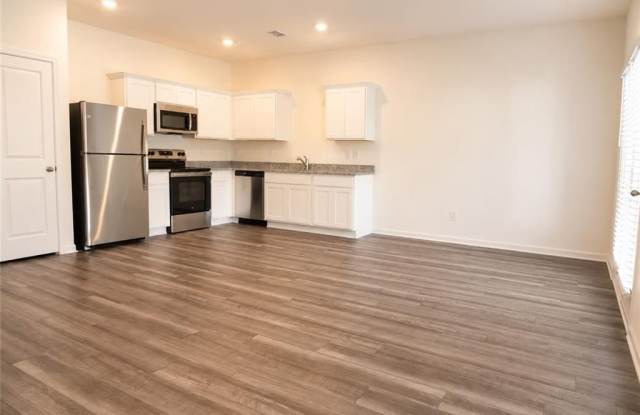 2095 Emerson Dr Gallery 2