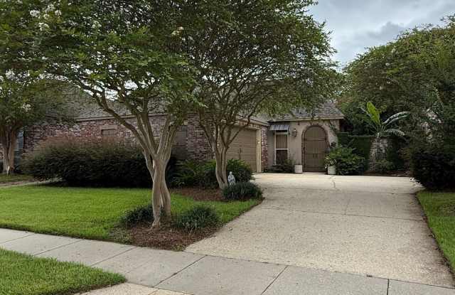 3 Bedrooms | 2 Bathrooms Custom home in desirable Springlake Subdivision photos photos