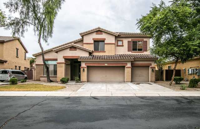 3610 SFT, 3 car garage, 4 bed 3.5 bath in gated community in south Chandler photos photos