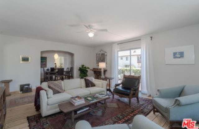 10959 Strathmore Drive Gallery 3