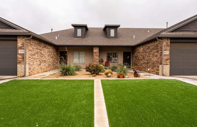 Great 3 Bedroom 2 bathroom townhouse!! photos photos