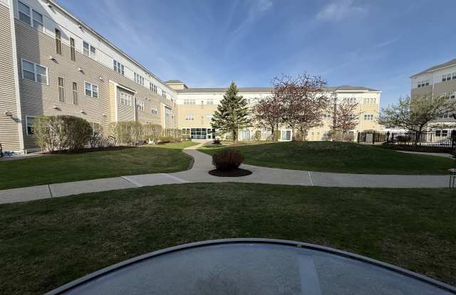 140 Railroad Ave photos photos