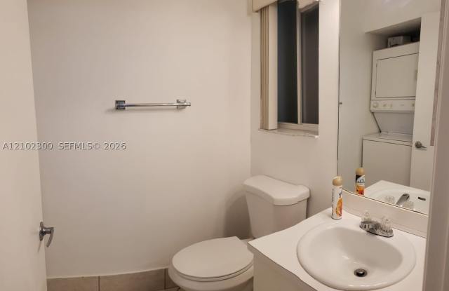 17606 SW 139th Ct Gallery 4