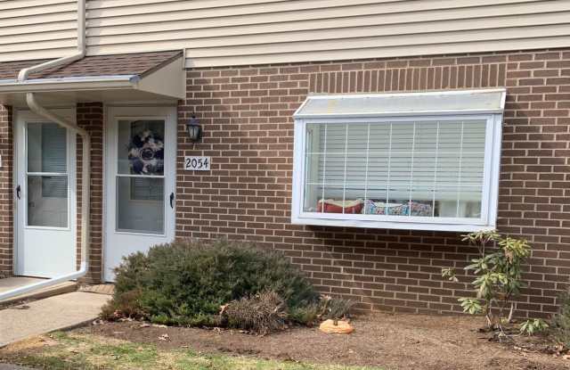 3 Bedroom 1.5 Bathroom Condominium photos photos