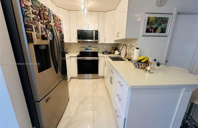 14343 SW 10th Street 2305, Pembroke Pines, FL 33027 - 14343 Southwest 10th Street, Pembroke Pines, FL 33027