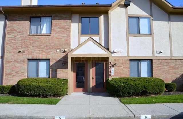 2245 Hedgerow Road photos photos