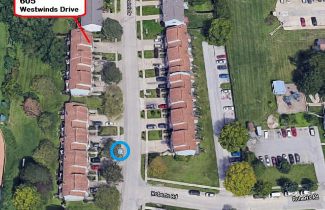 $1,475 | 2 Bedroom + Bonus Room, 1.5 Bathroom Townhome | No Pets | Available for July 1st, 2026 Move In! Gallery 3