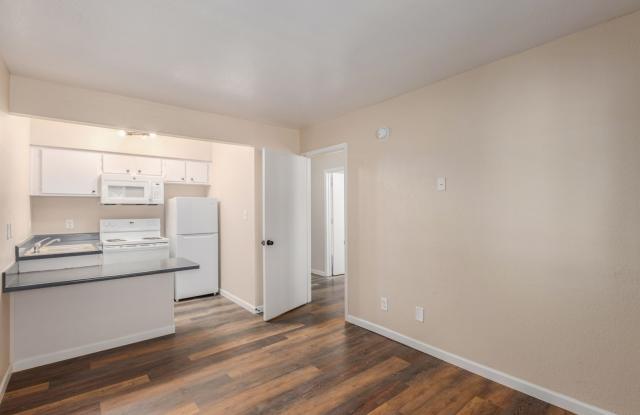 1410 S. Country Club Drive Gallery 4