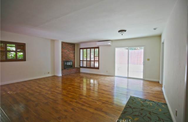239 Monterey Road Gallery 4