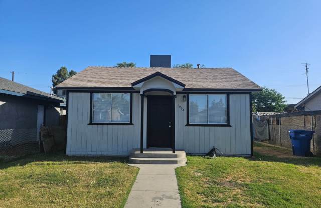 1908 4th St. photos photos