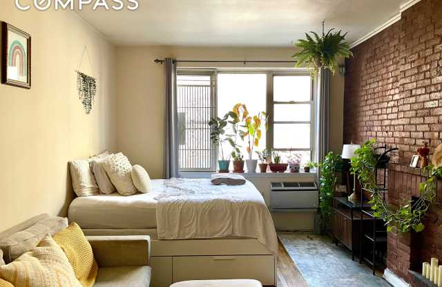 328 East 77th Street photos photos