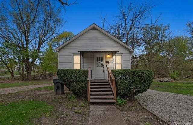 76 N Merrimac Street photos photos
