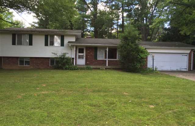 3840 E 10th Street - 3840 East 10th Street, Bloomington, IN 47408