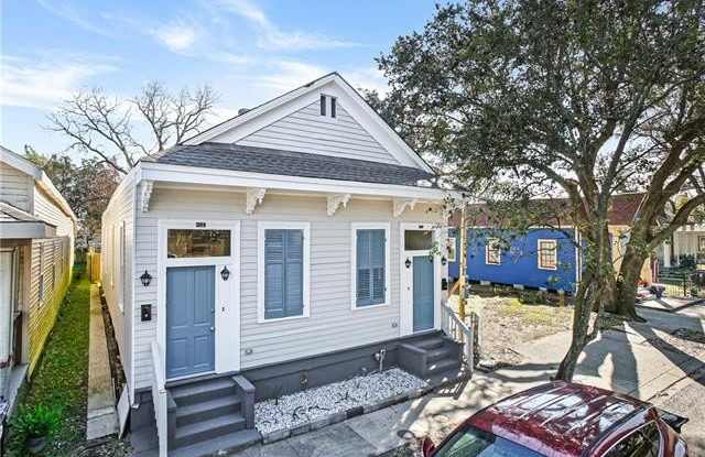 306 WHITNEY Avenue photos photos