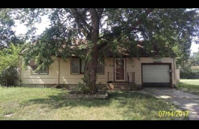 $995 - 3 bed 1 bath - Single Family Home photos photos