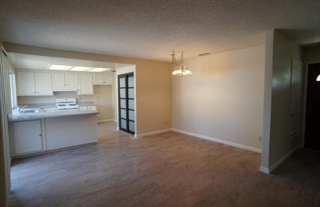 3905 Thornhill Drive Gallery 4