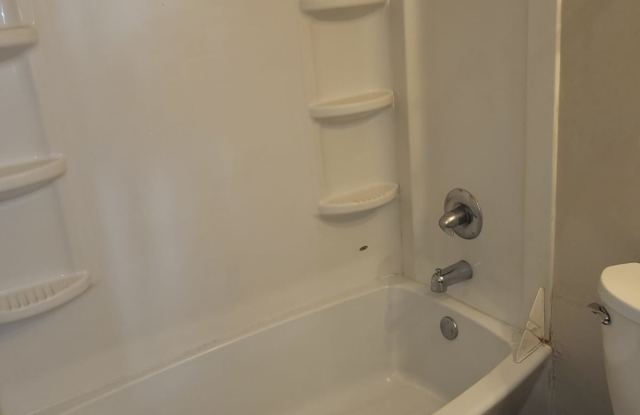 211 East 9th Street - APT H photos photos