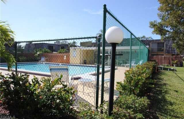 1715 Park Meadows Drive unit: 4 photos photos