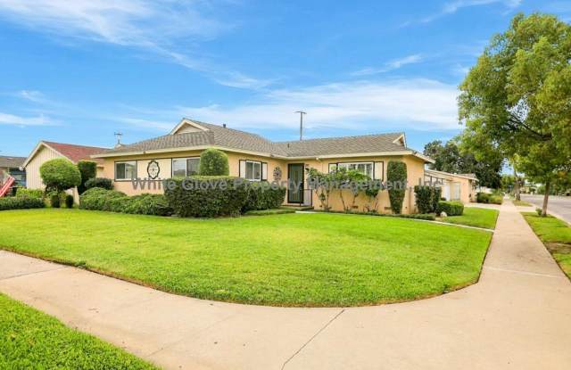 Beautifully Updated 3-Bedroom Fullerton Home with Spacious Backyard & Detached 2-Car Garage Gallery 3