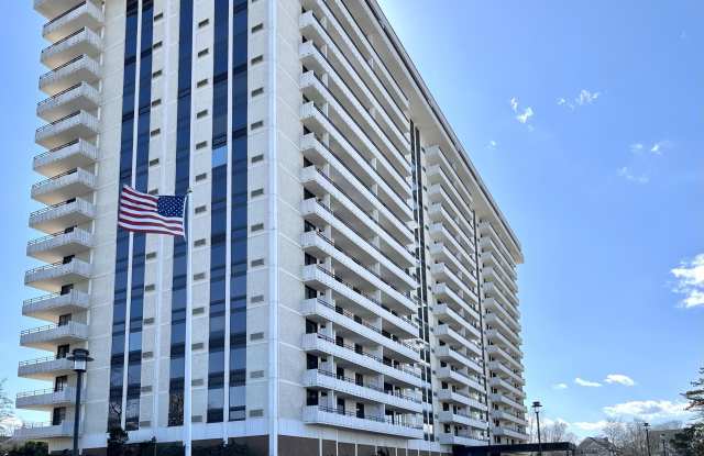1 Channel Drive - 1 Channel Drive, Monmouth Beach, NJ 07750