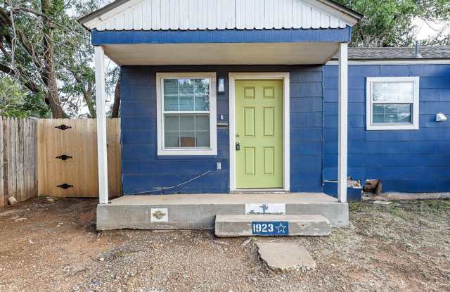 1923 21st Street photos photos