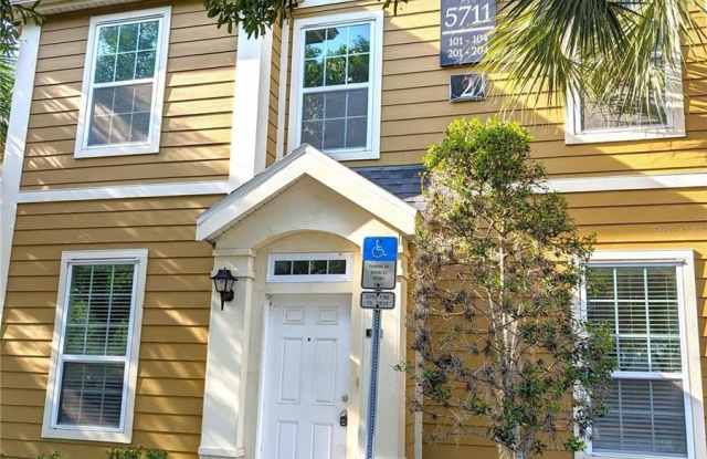 5711 SOLDIER Circle Gallery 1