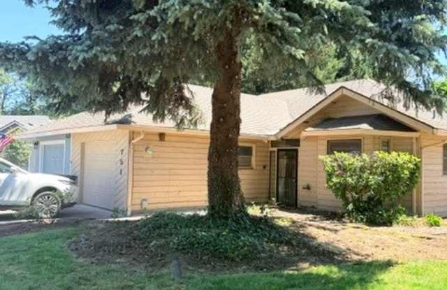 Charming 3-Bedroom Home with Garage & Lawn Care Included photos photos