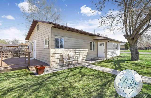 404 Van Buren St photos photos