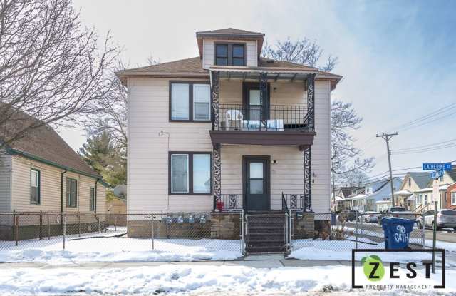 90 Catherine St photos photos