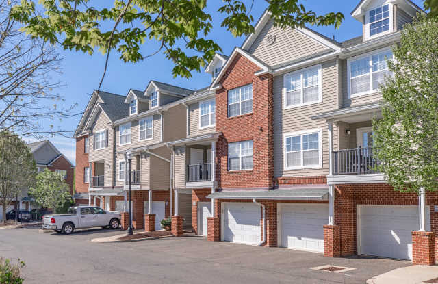 Huntington Townhomes Gallery 4