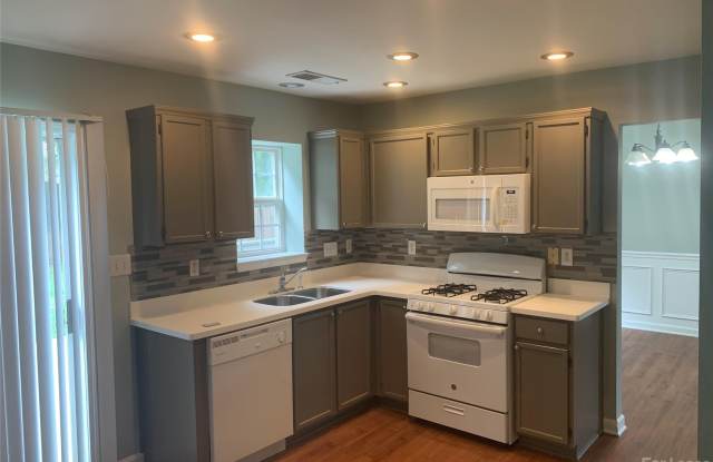 7724 Autumnview Court Gallery 4