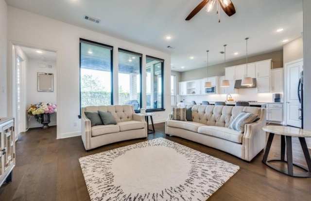 3970 Sweet Clover Gallery 3