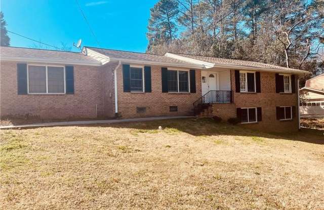 471 Village Green Court SW photos photos