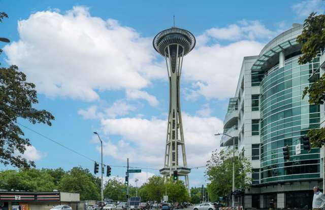1 bed, 1 bath condo with Parking includes W/S/G! Gallery 1