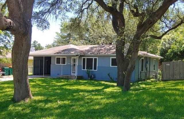 1406 N East Street - 1406 N East St, Belton, TX 76513