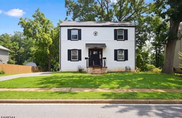 28 Edgewood Ter Gallery 2
