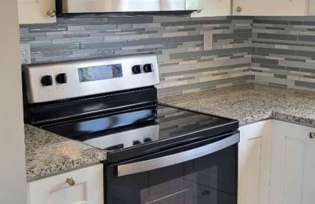 3149 E 24th photos photos