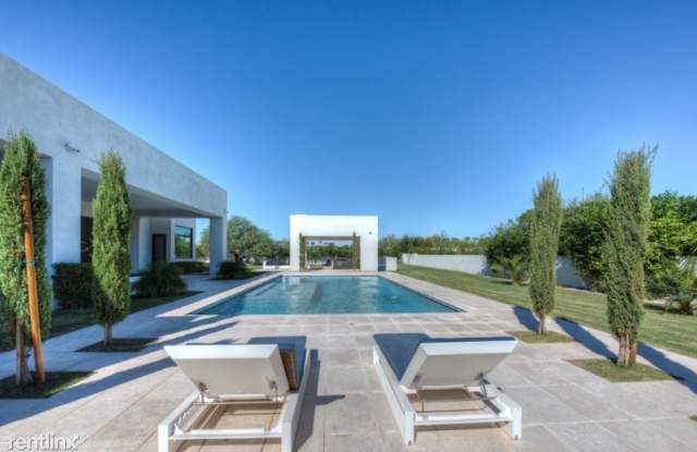 6634 E Horseshoe Rd Gallery 2