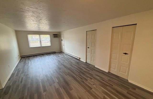 2051 N SUSQUEHANNA TRL Gallery 3