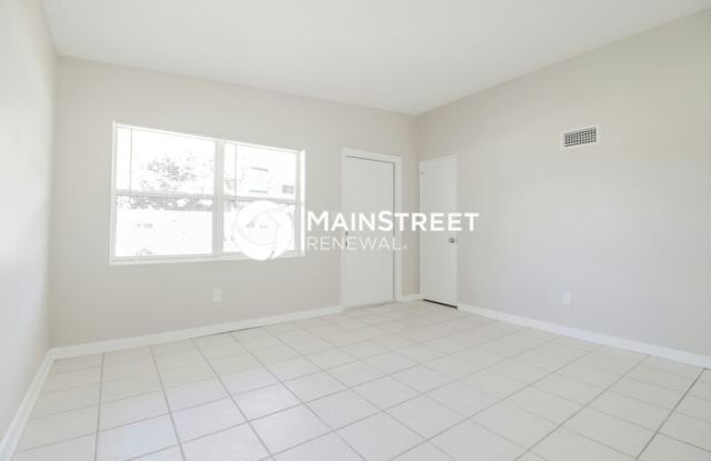 320 North Hilltop Drive Gallery 2