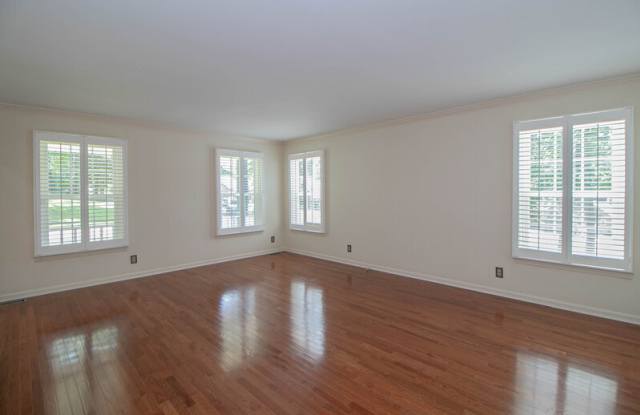 815 Shady Bluff Trail Gallery 3