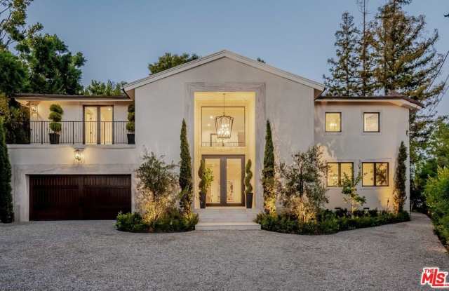 1900 Bel Air Rd photos photos