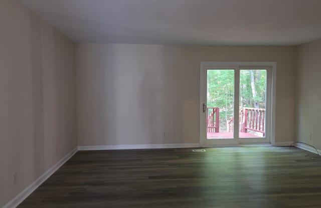 2818 Dillmark Ct Gallery 1