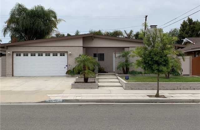 15401 Salisbury Lane - 15401 Salisbury Lane, Huntington Beach, CA 92647