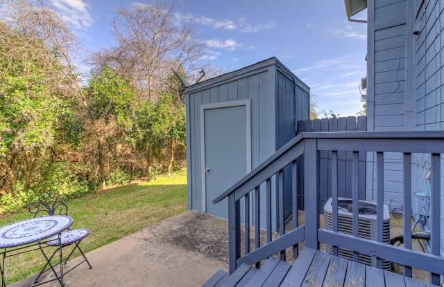 3009 Whisper Oaks Lane Gallery 2