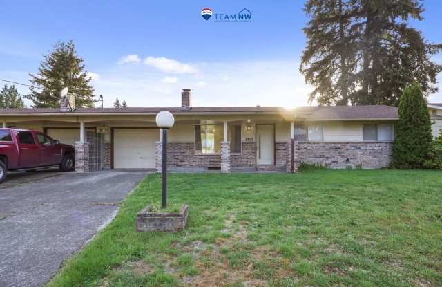 MOVE IN READY NOW! 3 bedrooms, 1.5 baths 1 car garage. Easy JBLM commute! North Thurston School District photos photos MOVE IN READY NOW! 3 bedrooms, 1.5 baths 1 car garage. Easy JBLM commute! North Thurston School District photos photos