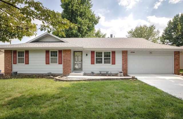 1714 W. Swan photos photos